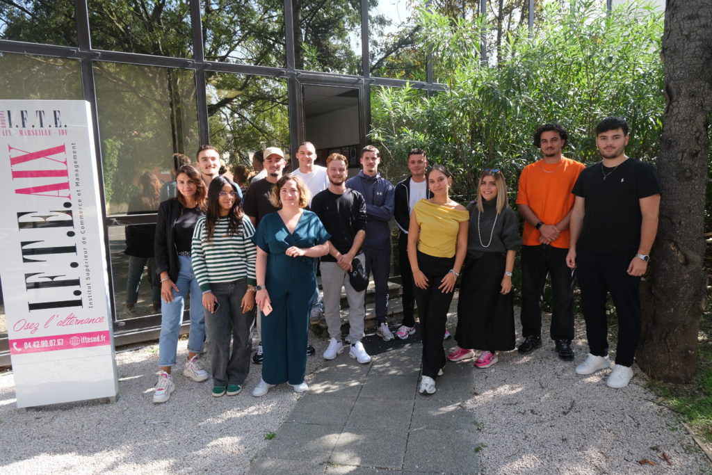 photo de classe à l'IFTE AIX