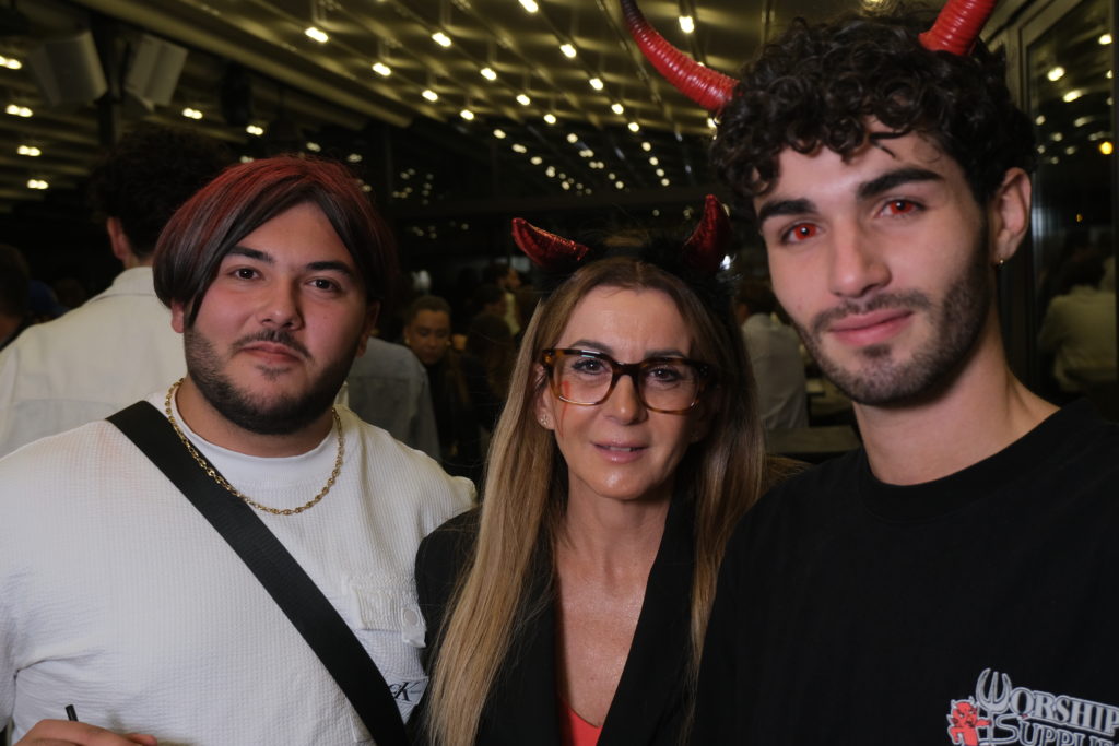 L'équipe BDE de l'IFTE AIX accompagné de leur responsable de centre à l'occasion d'une soirée d'intégration